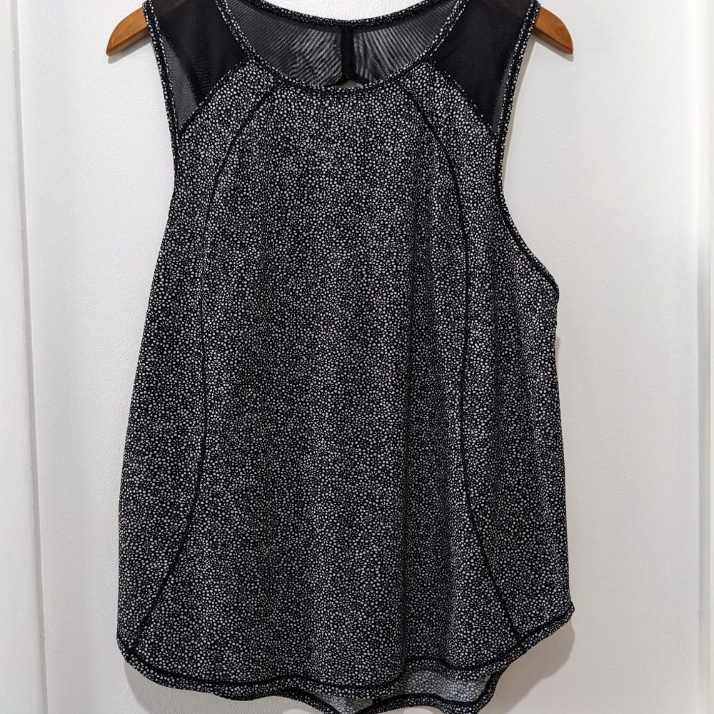 Lululemon Athletica Black and White Tank Top